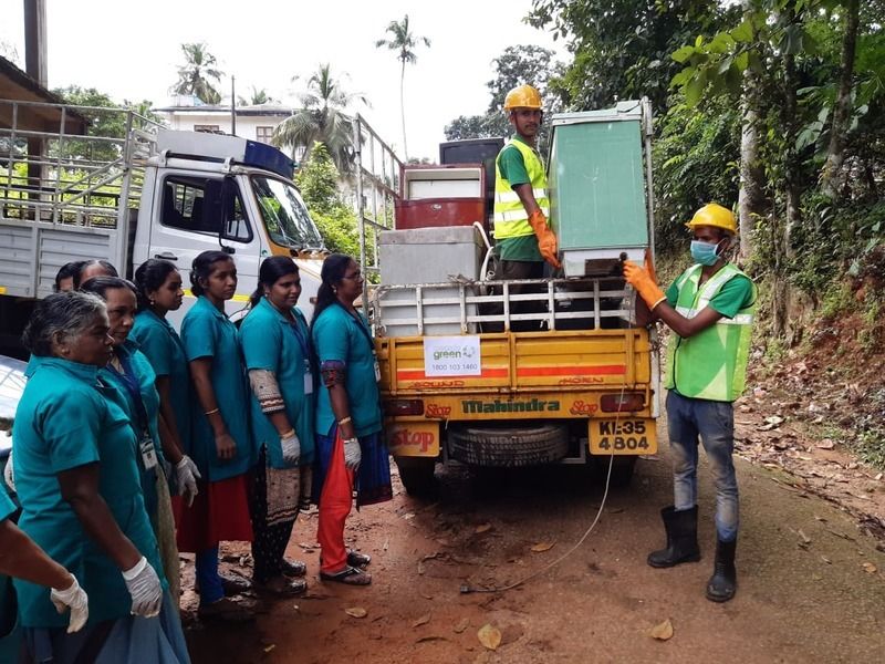 Loading a collection drive with the district team